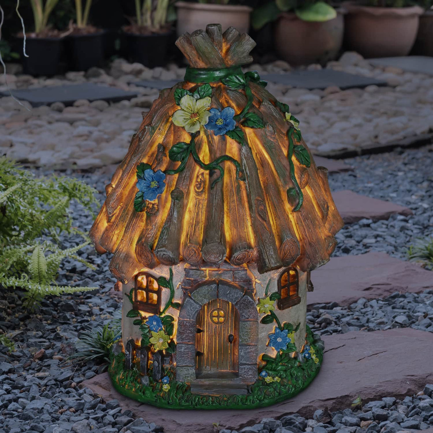 TERESA'S COLLECTIONS Solar Groene Boomhuis Met Schommelende Fee - Tuinornament 13CM