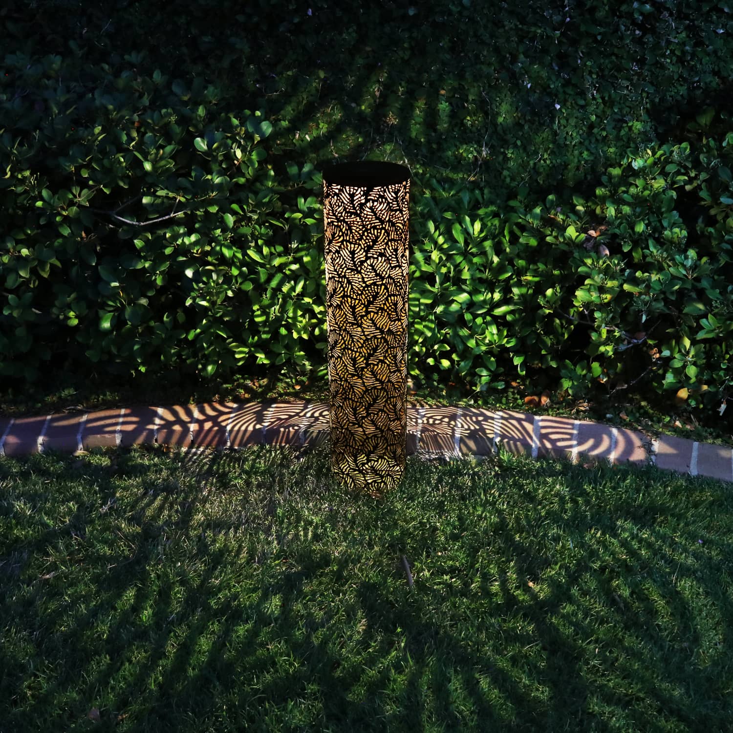 Solar Metal Garden Lantern with Stamped Filigree Leaf Pattern - Thumbnail 2