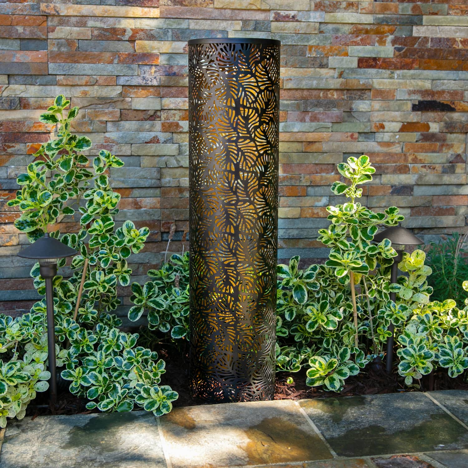 Solar Metal Garden Lantern with Stamped Filigree Leaf Pattern - Thumbnail 5