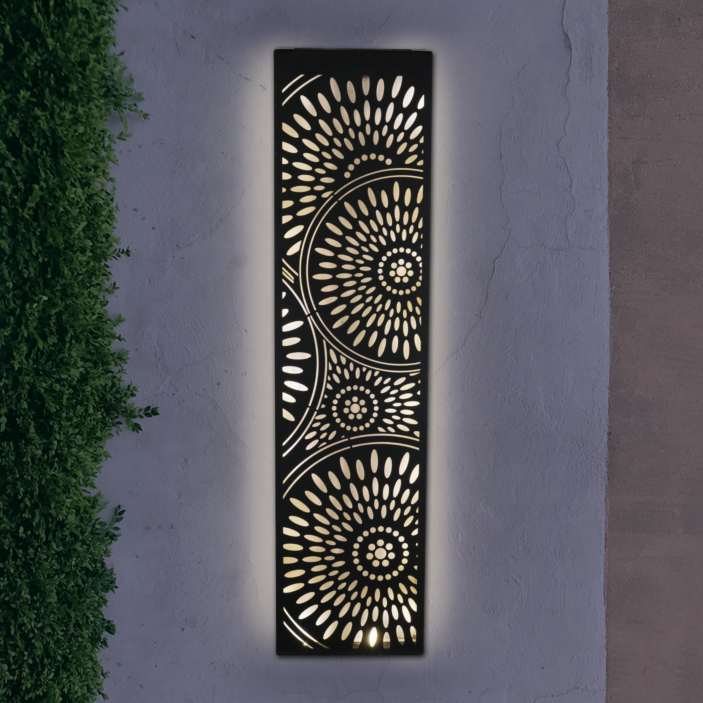 Solar Matte Black Metal Filigree Wall Art with Circle Pattern - Thumbnail 2