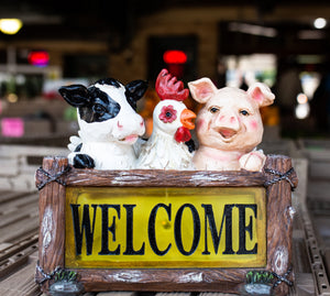 Solar Farm Animal Welcome Sign Garden Statue, 11 by 10 Inches | Shop Garden Decor by Exhart